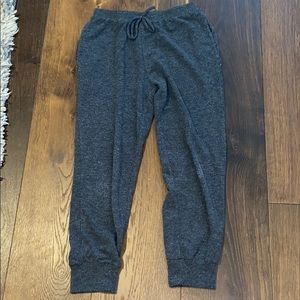 Girls comfortable grey sweatpants